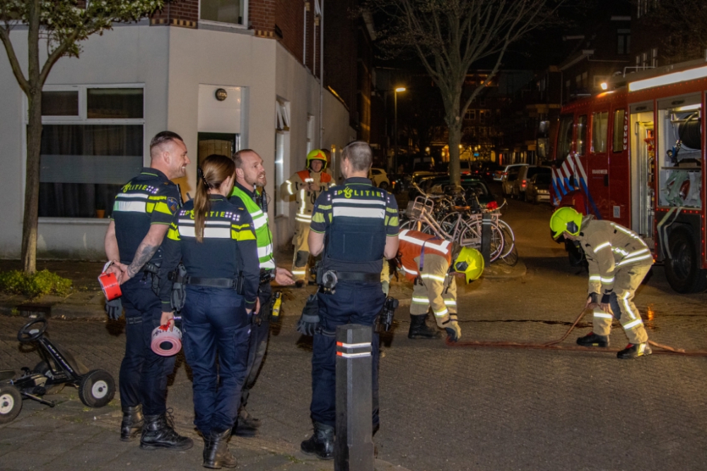 Bewoner Van Beverenstraat snijdt gasslang door en steekt deze in brand