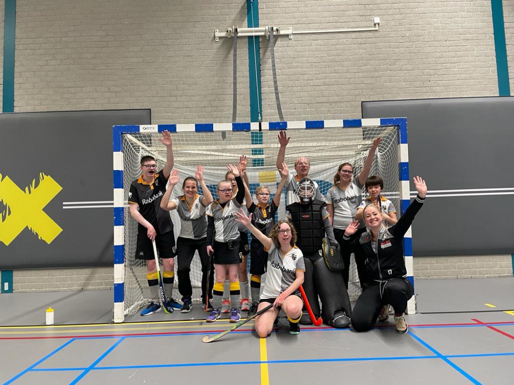 G-team HC Schiedam trotse kampioen GGGGroot zaaltoernooi