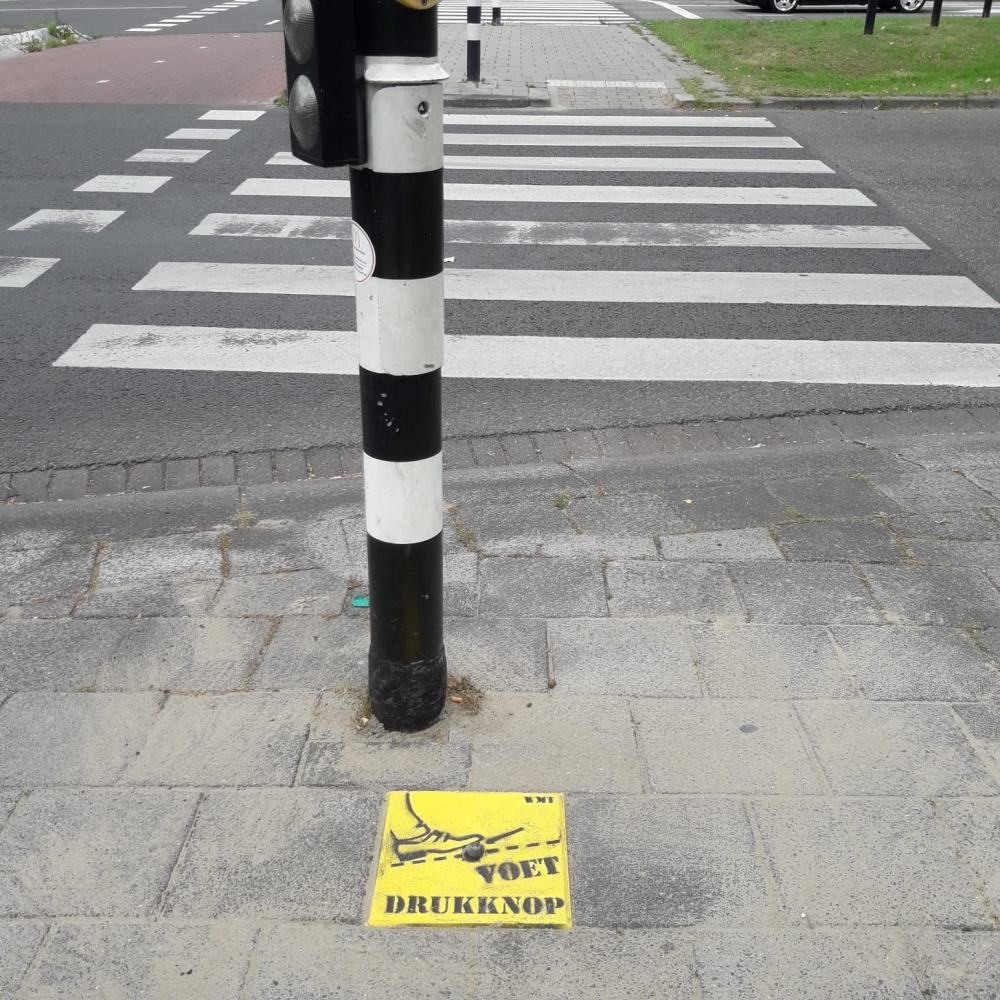 Ook kruising Zwaluwlaan en Churchilweg heeft nu staplichten