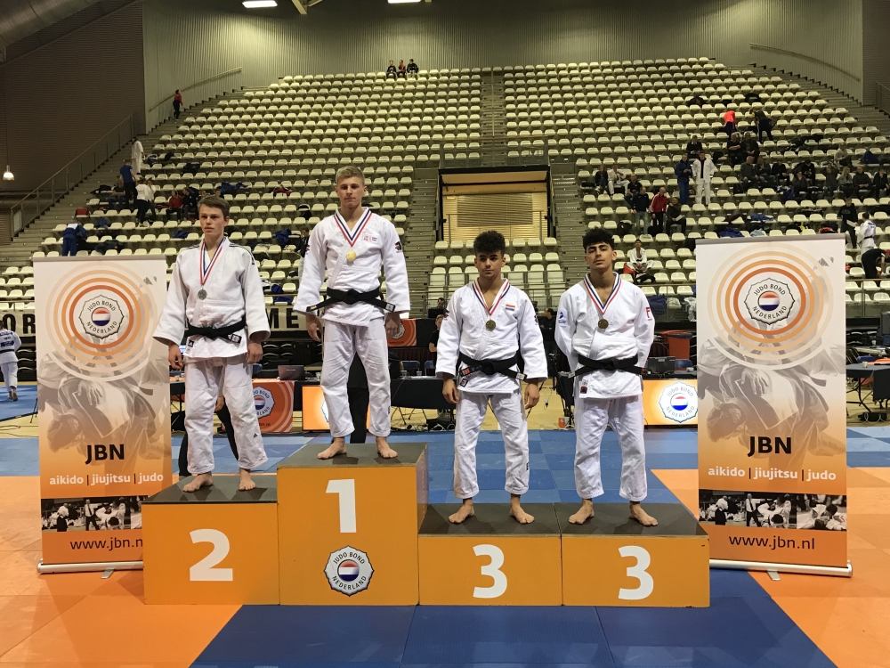 NK-brons bij judo voor Süheyl Uyar