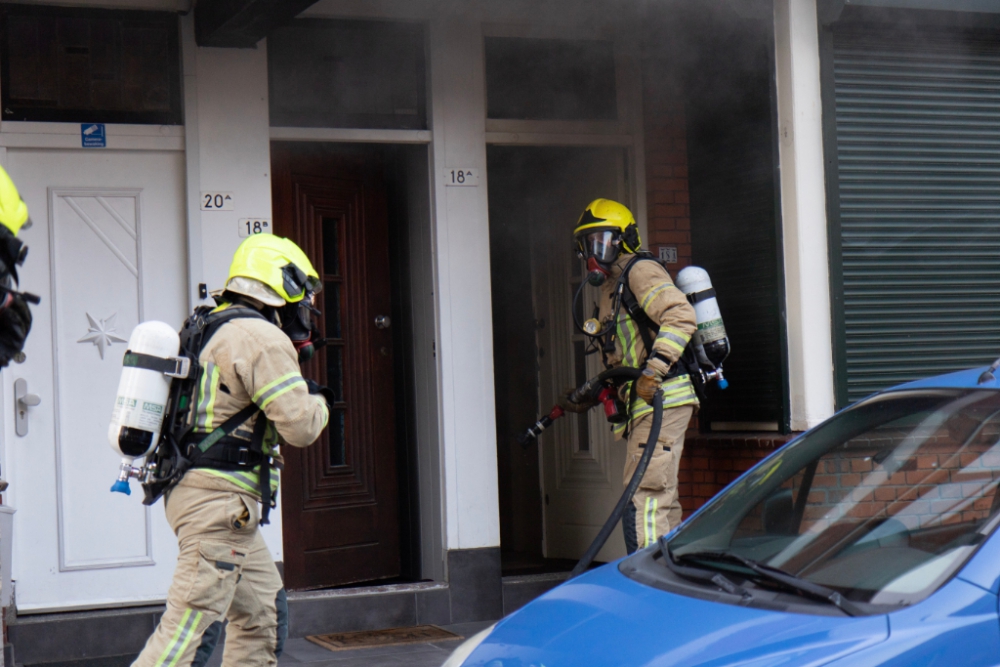 Man lichtgewond bij keukenbrand