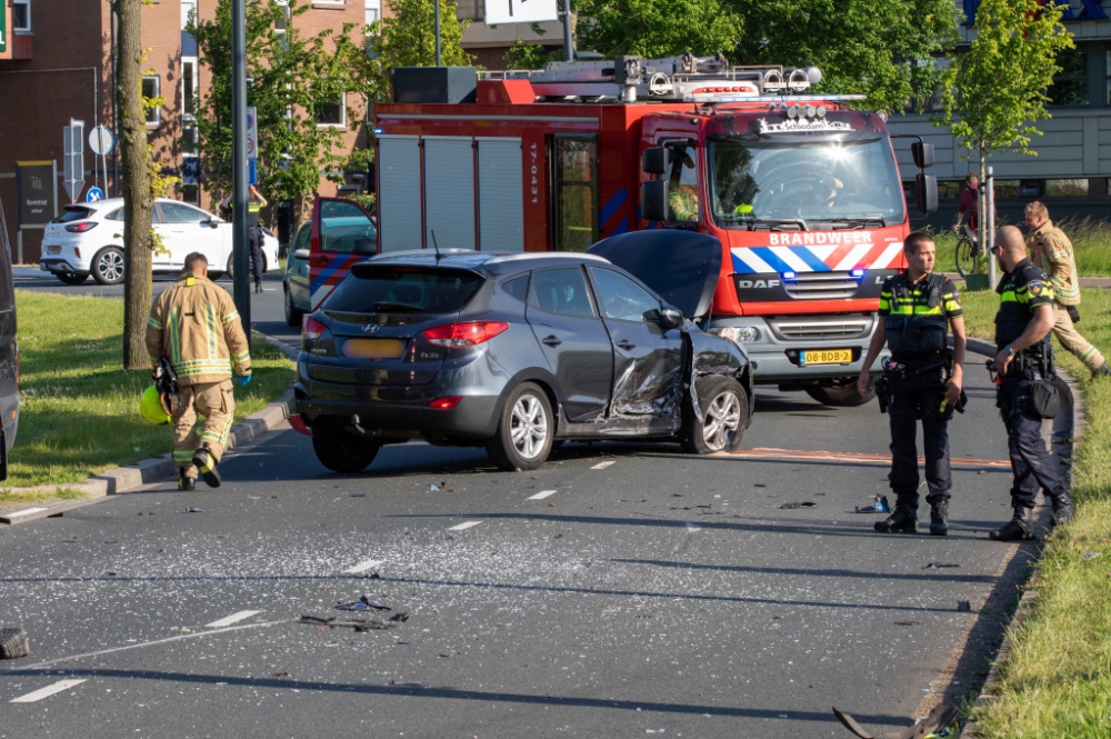 Dronken spookrijder veroorzaakt fors ongeval op de Westfrankelandsedijk