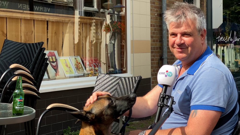 De Stem van Schiedam: Wat doet u met uw huisdier als u op vakantie bent?