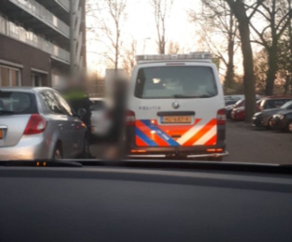 Politie pakt man op die nog 150 dagen moet zitten