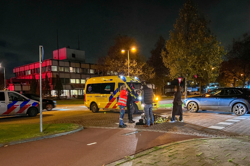 Fietser raakt lichtgewond bij aanrijding met auto