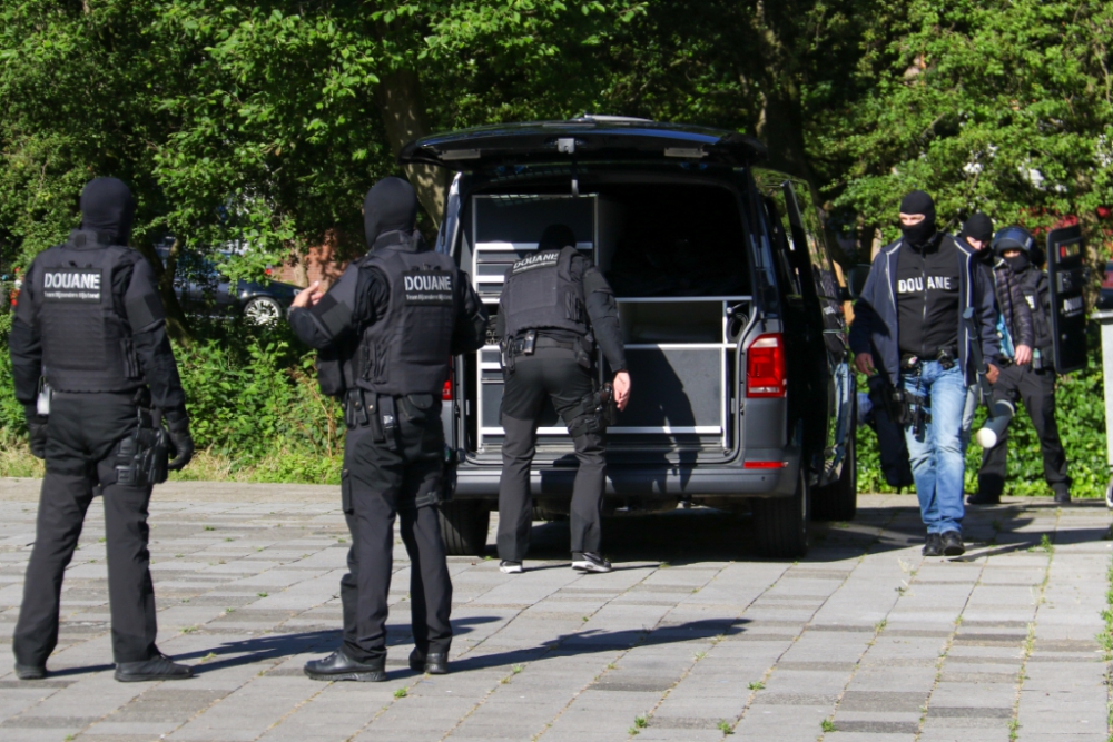 Team bijzondere bijstand doet instap in flat