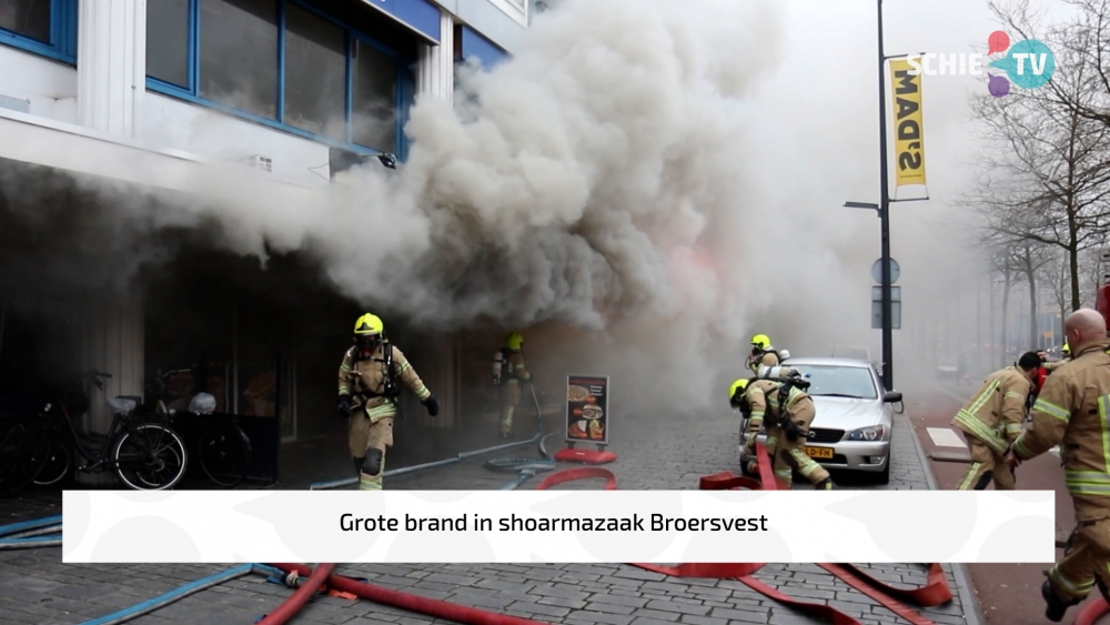 Grote brand in shoarmazaak op de Broersvest