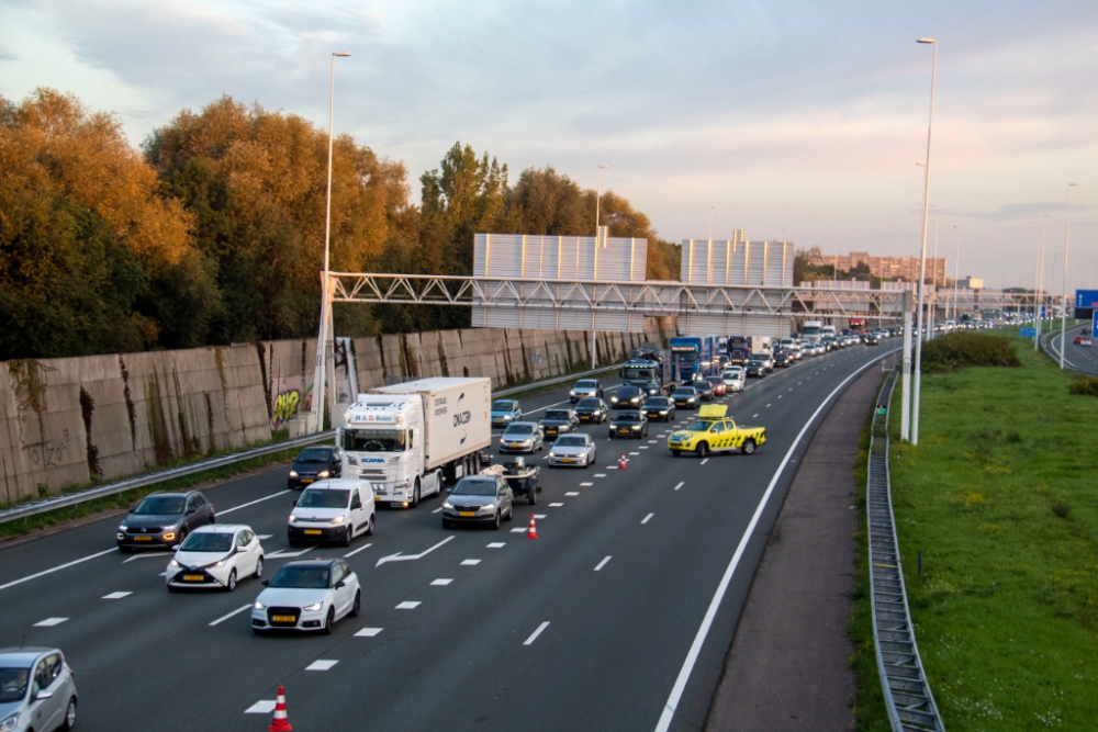 Lange files door ongeval op A4