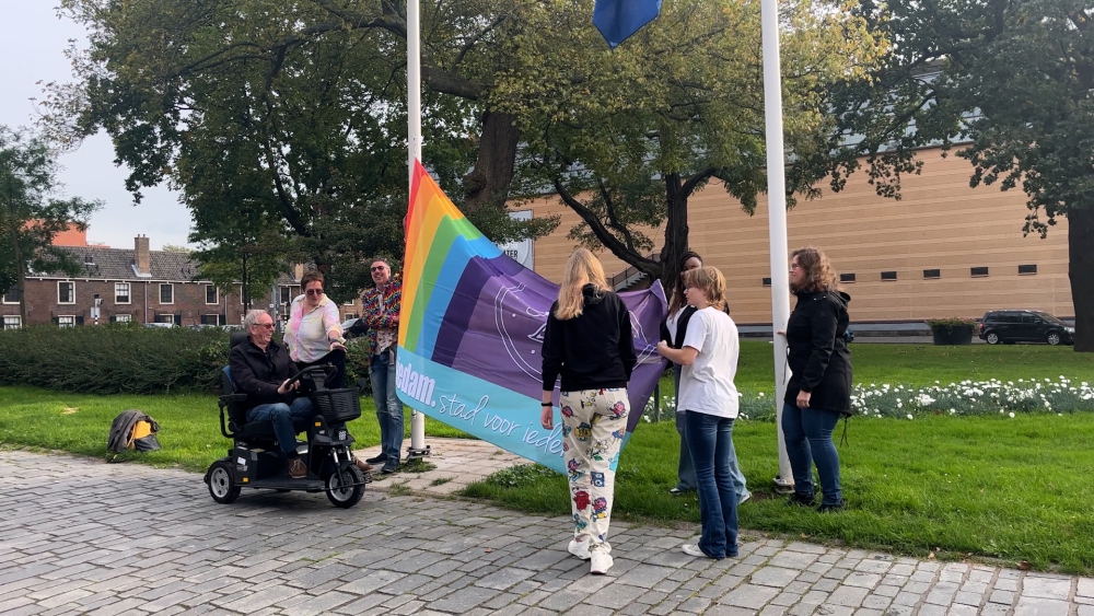 Regenboogweek begonnen: ‘Over alle soorten diversiteit, zodat we Schiedam nog mooier kunnen maken.’