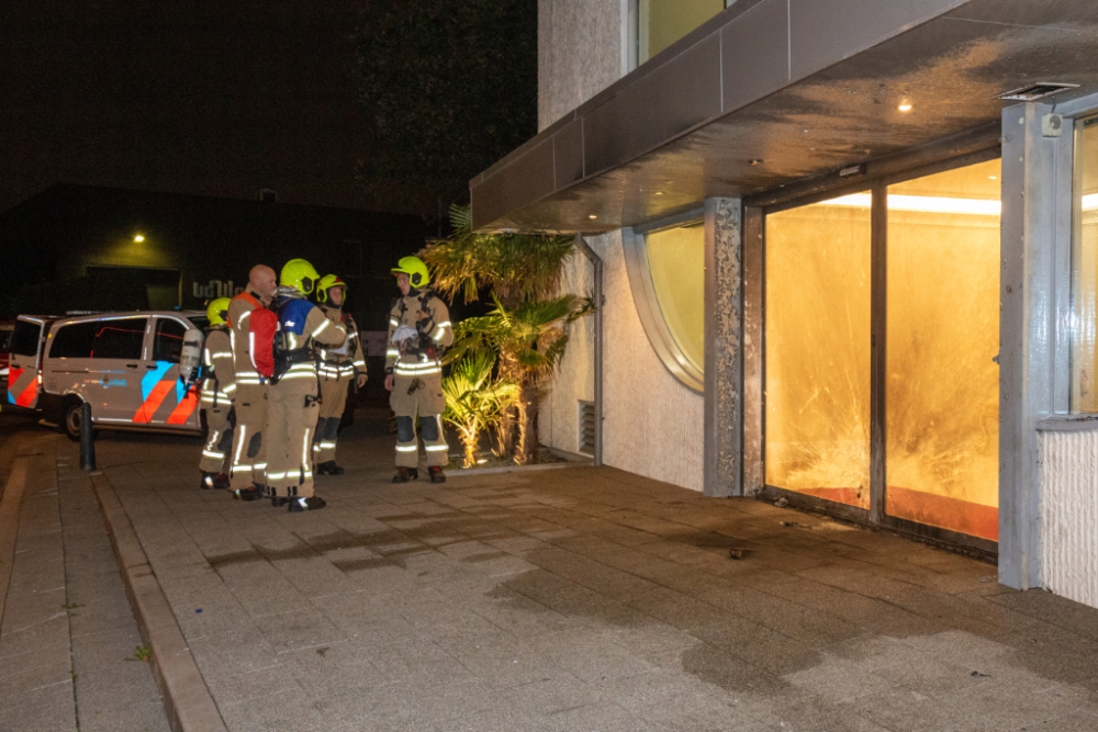 Opnieuw explosie bij zalencentrum, ondanks camera’s