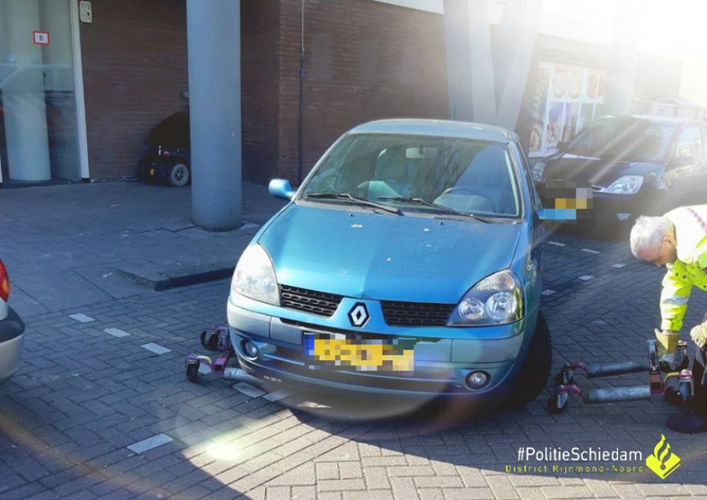 Schiedammer na drie in beslag genomen auto&#039;s: &#039;Ik blijf gewoon rijden&#039;