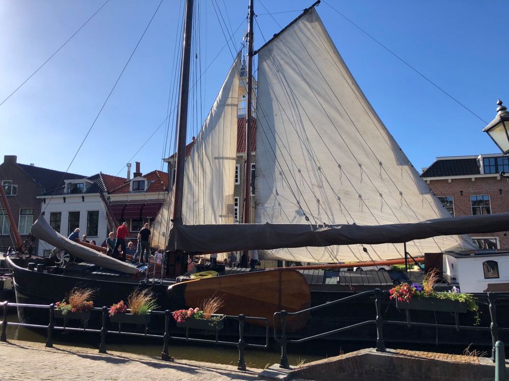 Sailing to Schiedam