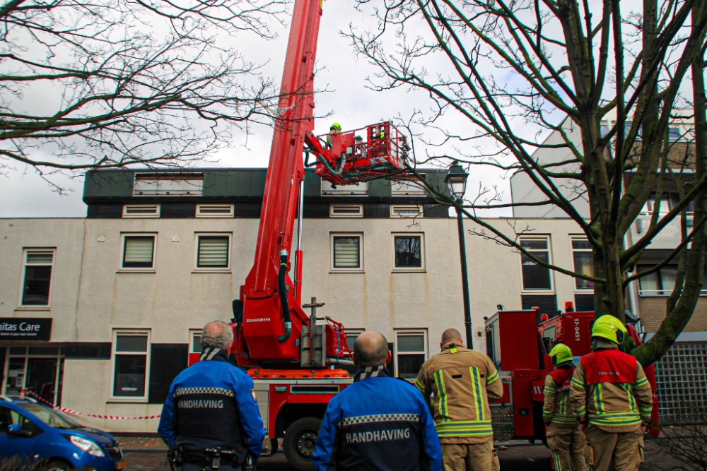 Dakplaten los door storm Louis