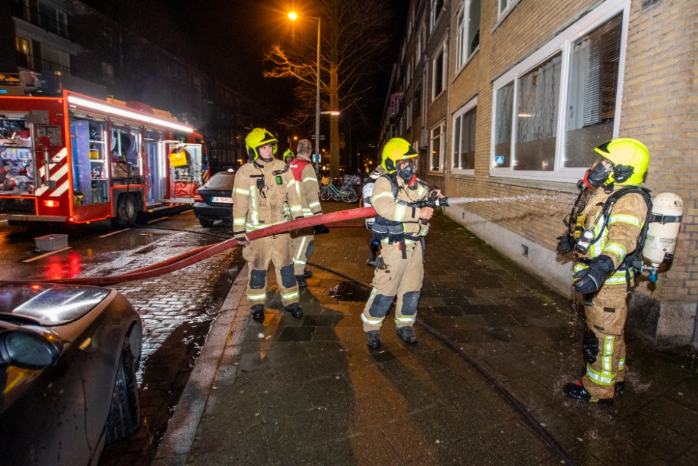 Keuken van portiekwoning op Lorentzplein uitgebrand