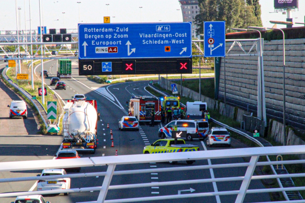 Afrit A4 vijfsluizen dicht na medische noodsituatie op snelweg