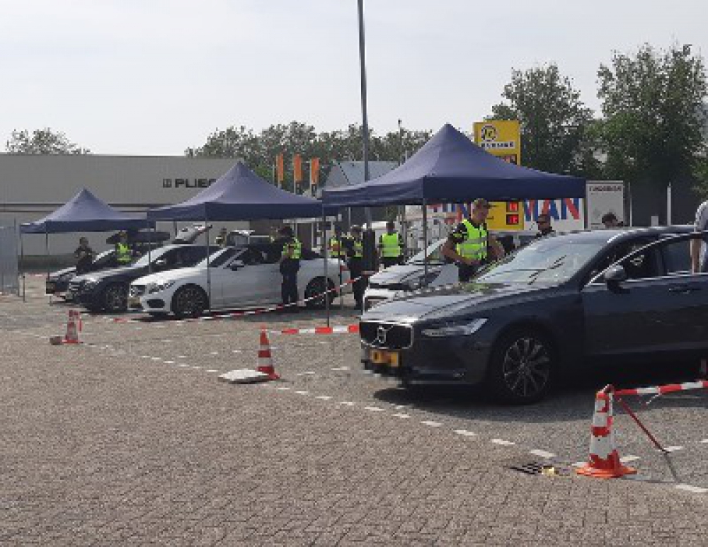 Gezamenlijke actie politie en Belastingdienst bij Spaanse Polder