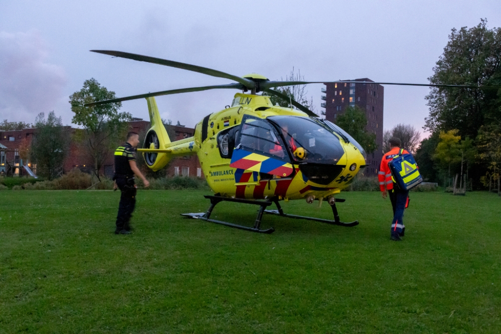 Amsterdamse traumahelikopter ingezet in Schiedam