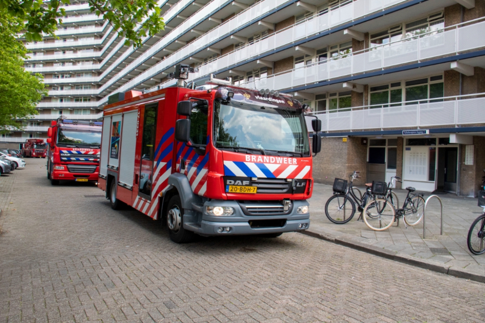 Brand op balkon van flat Schubertplein