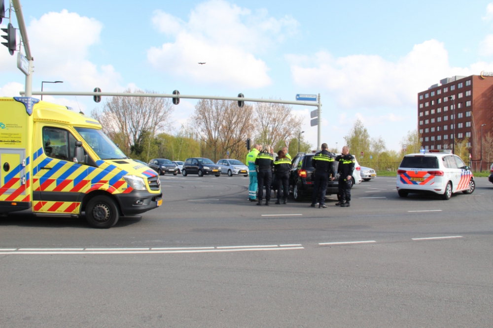 Gewonde bij aanrijding tussen twee auto&#039;s op Vijfsluizen