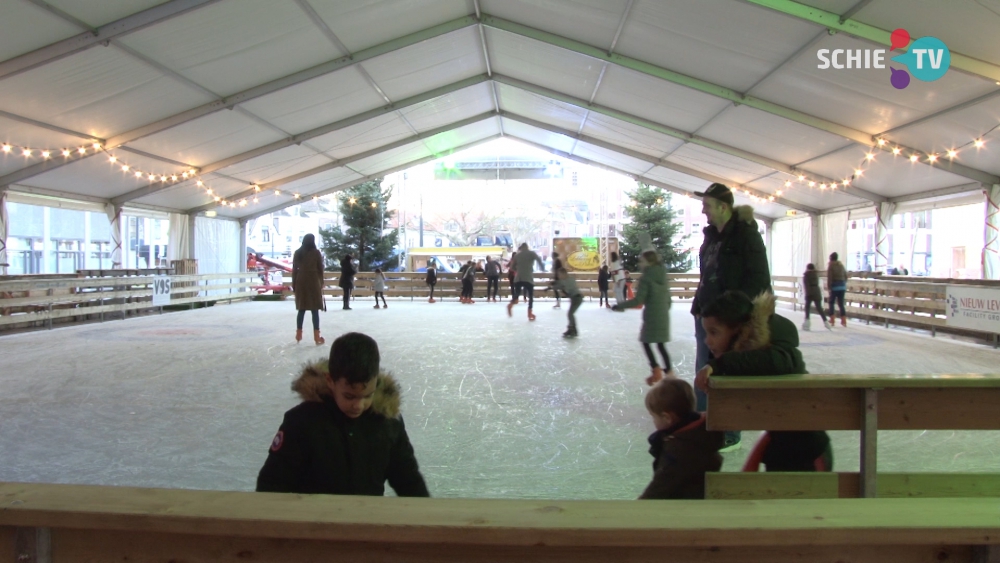 Winter Village geopend: &#039;Het is gewoon heel erg leuk en gezellig!&#039;