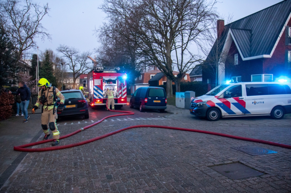 Uitslaande brand in schuur Charlotte de Bourbonstraat