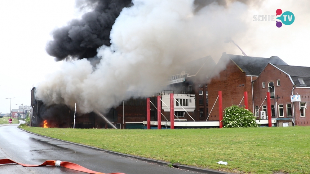 Grote brand Vlaardingen