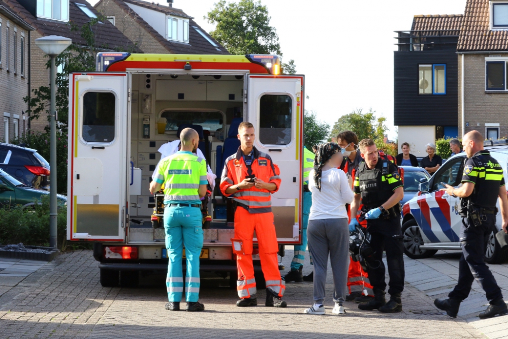 Schiedammer zwaargewond geraakt bij openen van kokosnoot