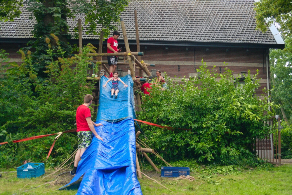 Scouting Tono-groep sluit bijzonder jaar af met waterfeestje