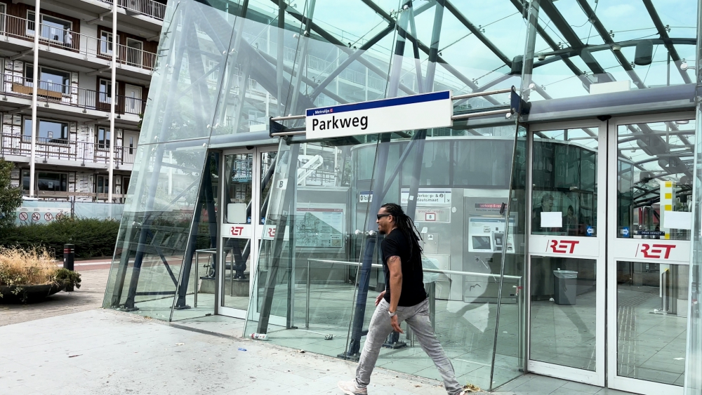 Doet ‘ie het of doet ‘ie het niet: Russische roulette met de roltrappen van metrostation Parkweg