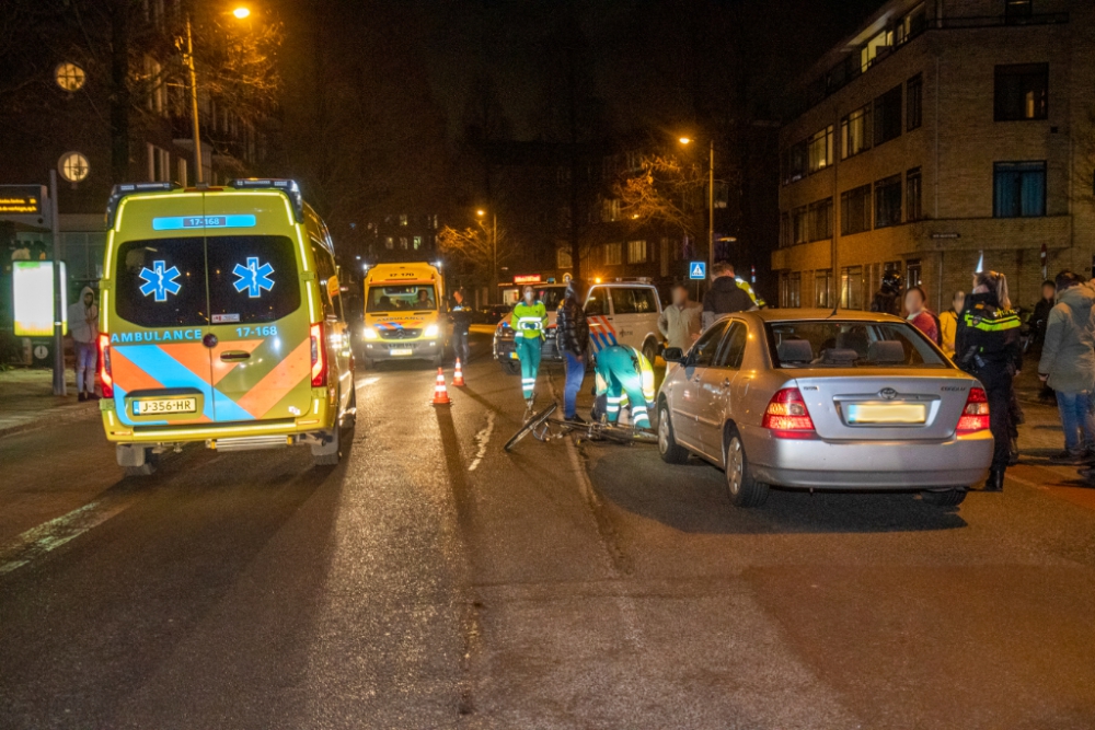 Fietser gewond bij aanrijding met auto