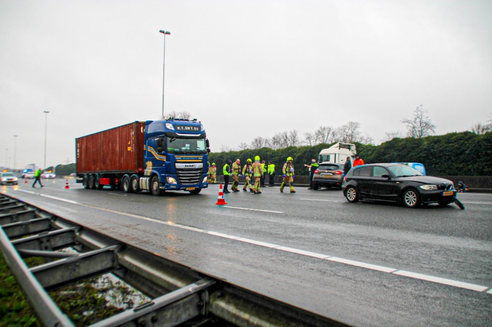 Ongeval op snelweg zorgt voor files