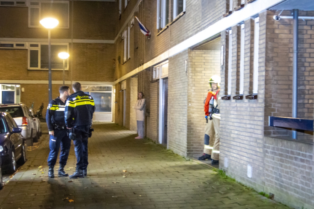 Vuurwerk ontploft in woning aan de Puccinistraat