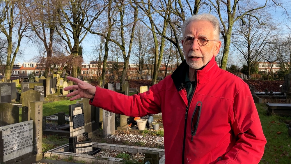 Na maanden werk liggen de graven op Emaus er weer netjes bij