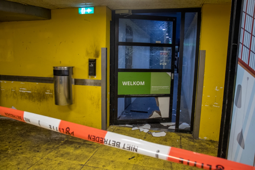 Ontploffing in parkeergarage Passage Schiedam