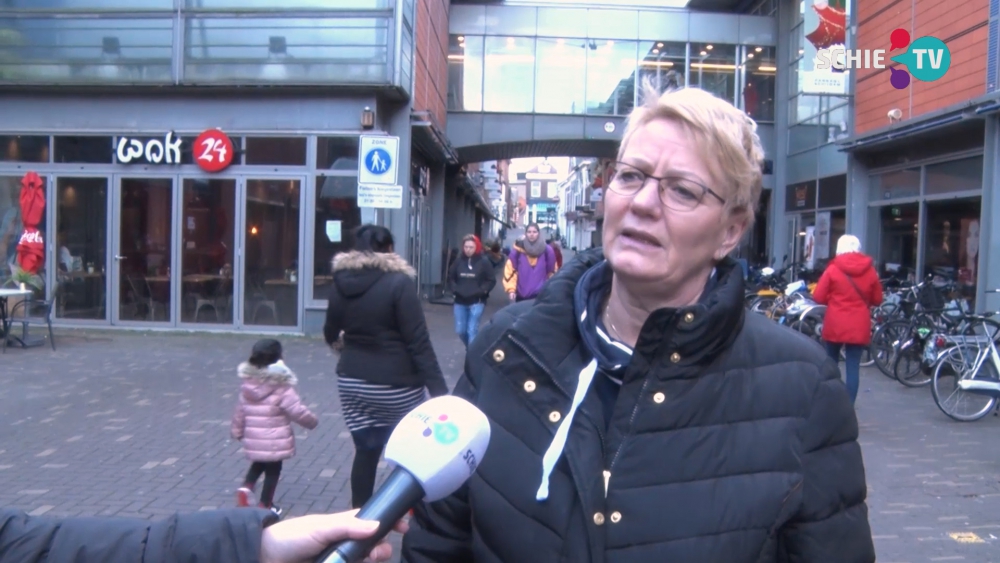 De Stem van Schiedam: Wat te doen aan jongeren die met messen op straat lopen?