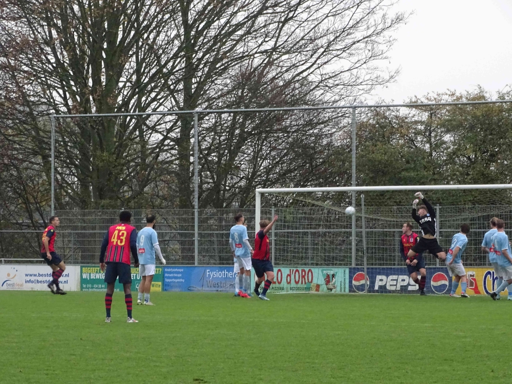 Victoria&#039;04 verslaat Hermes DVS op eigen veld met 2-0