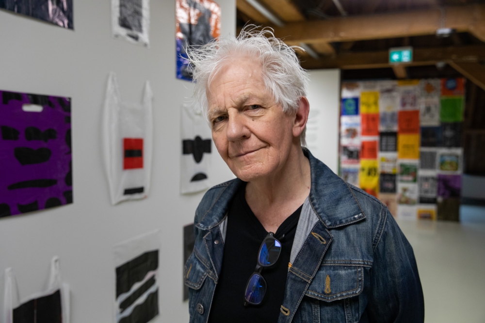 Rondleiding kunstenaar Bob Lens in het Stedelijk Museum Schiedam