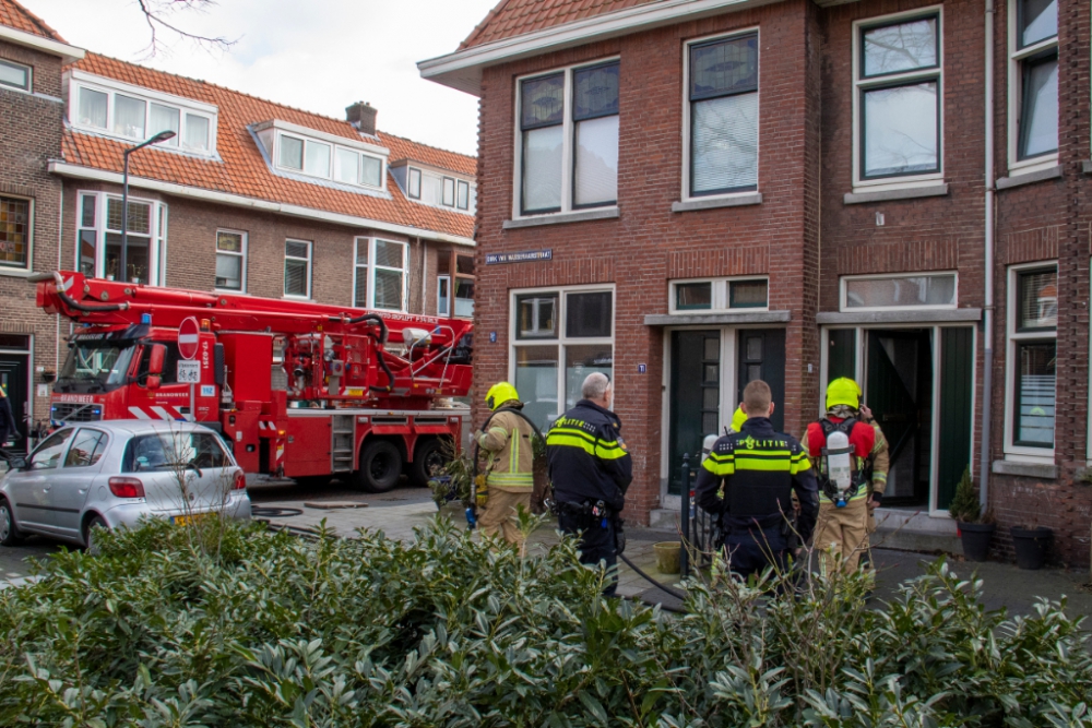 Schoorsteenbrand in Dirk van Wassenaarstraat