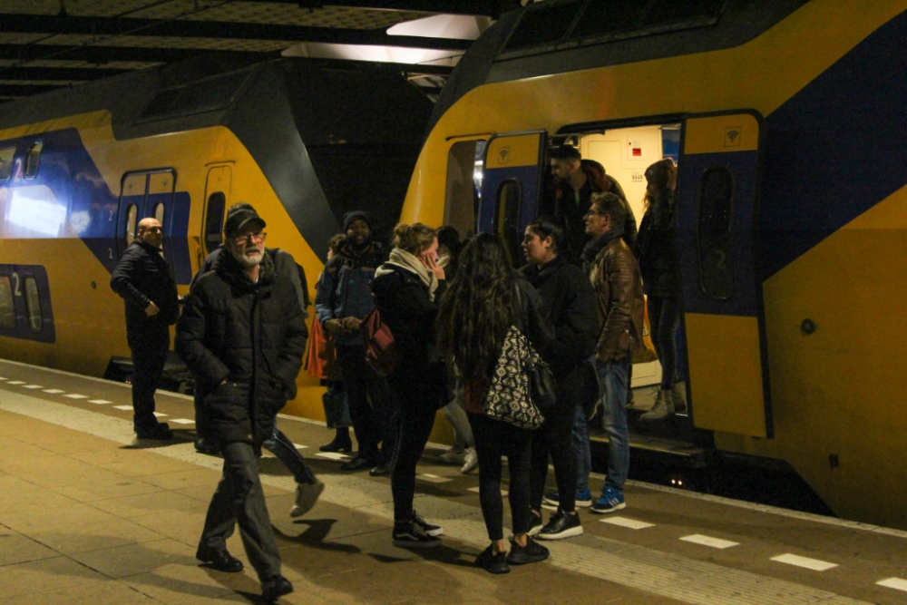 Intercity loopt flinke vertraging op door onenigheid in trein