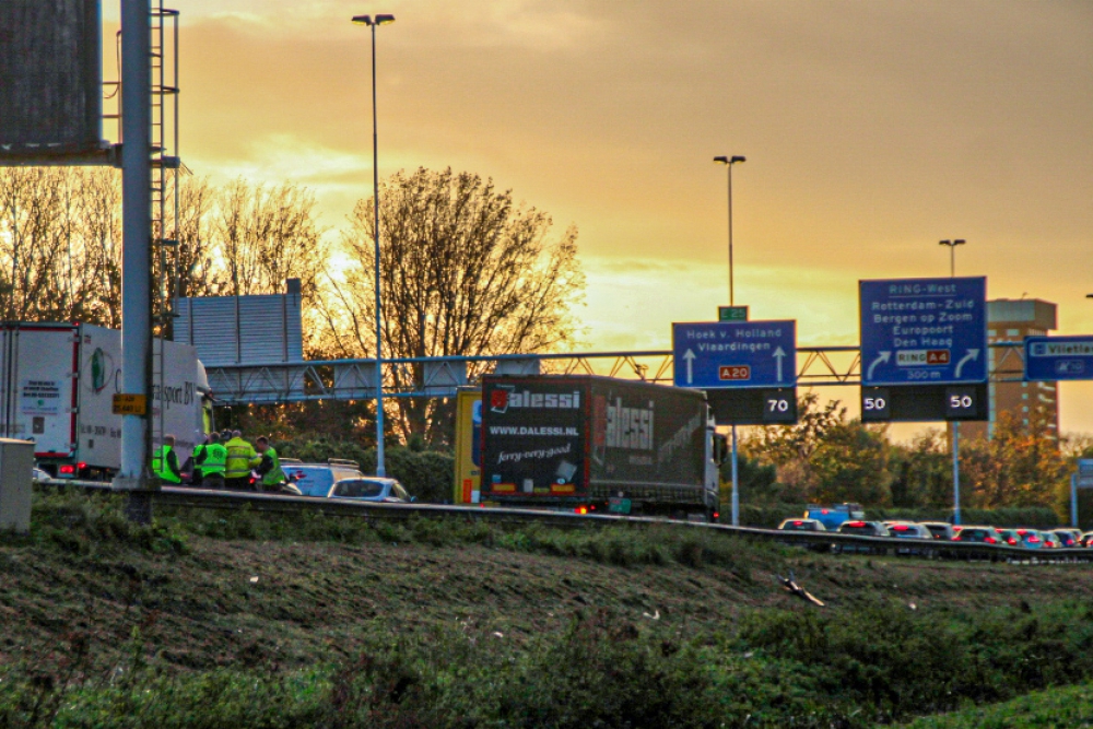 Aanrijding op de snelweg zorgt voor flinke file