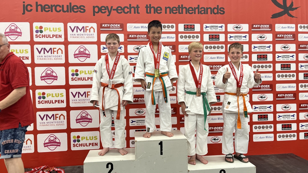 Schiedamse judoka&#039;s succesvol op internationaal toernooi in Limburg