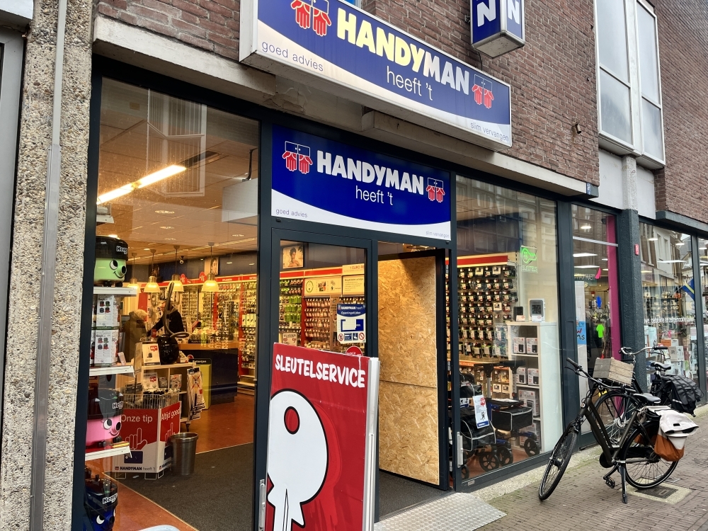 Handyman Schiedam en Vlaardingen failliet verklaard, maar winkels blijven open