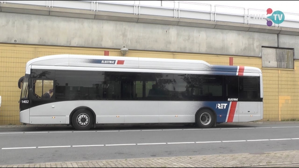 SCHIE TV: RET presenteert eerste elektrische bus: over tien jaar alle bussen uitstootvrij