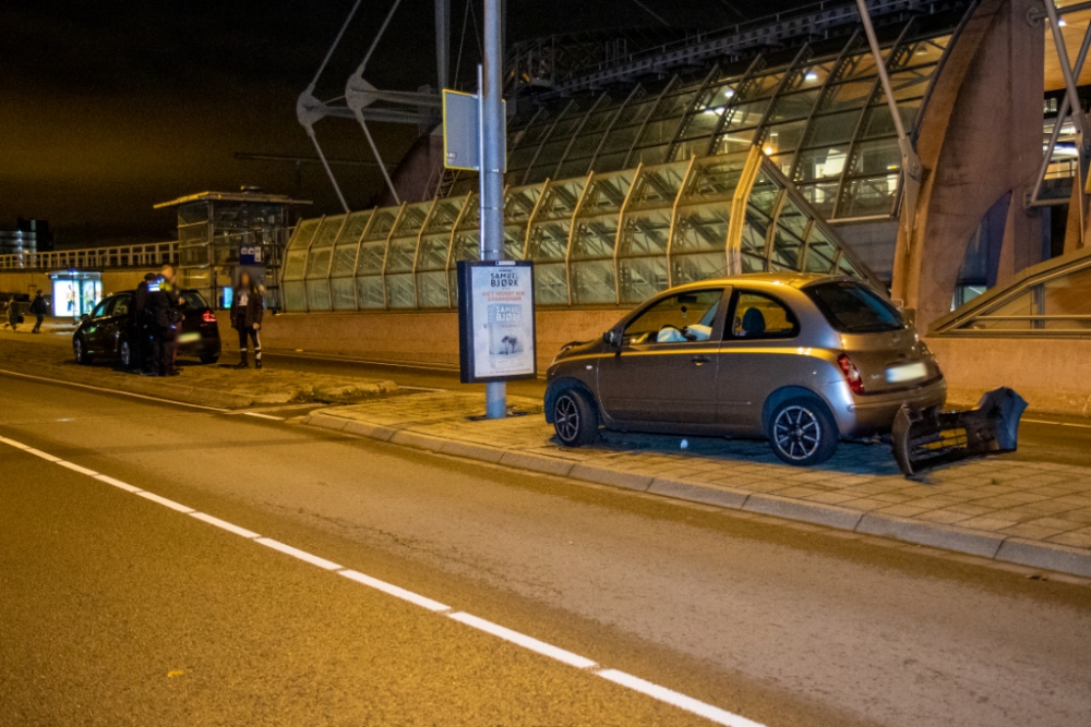 Flinke schade na kop-staart botsing op de Horvathweg