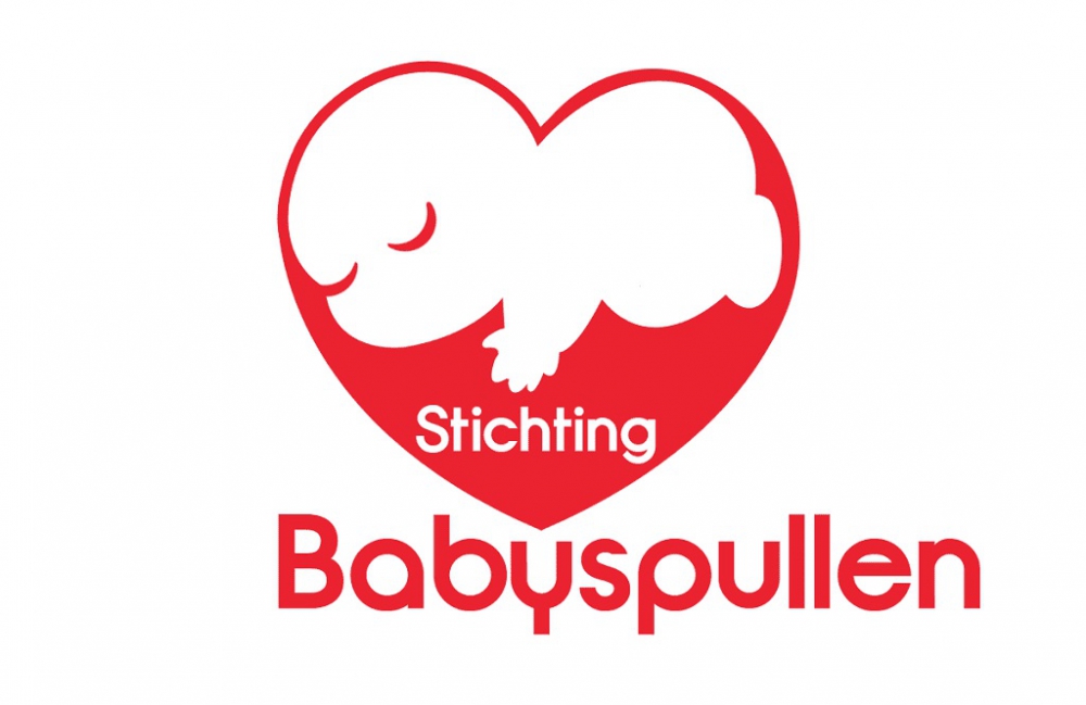 Stichting Babyspullen helpt ouders in Waterweggebied met 100 pakketten