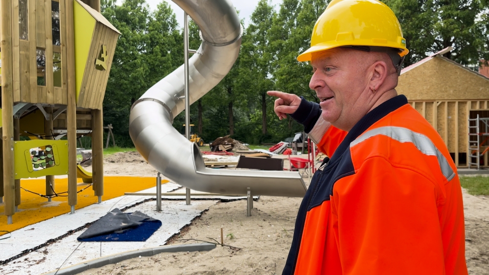 Speeleiland bij Vlaardingerdijk in verbouwing: ‘Voor de kinderen is dit helemaal goud’