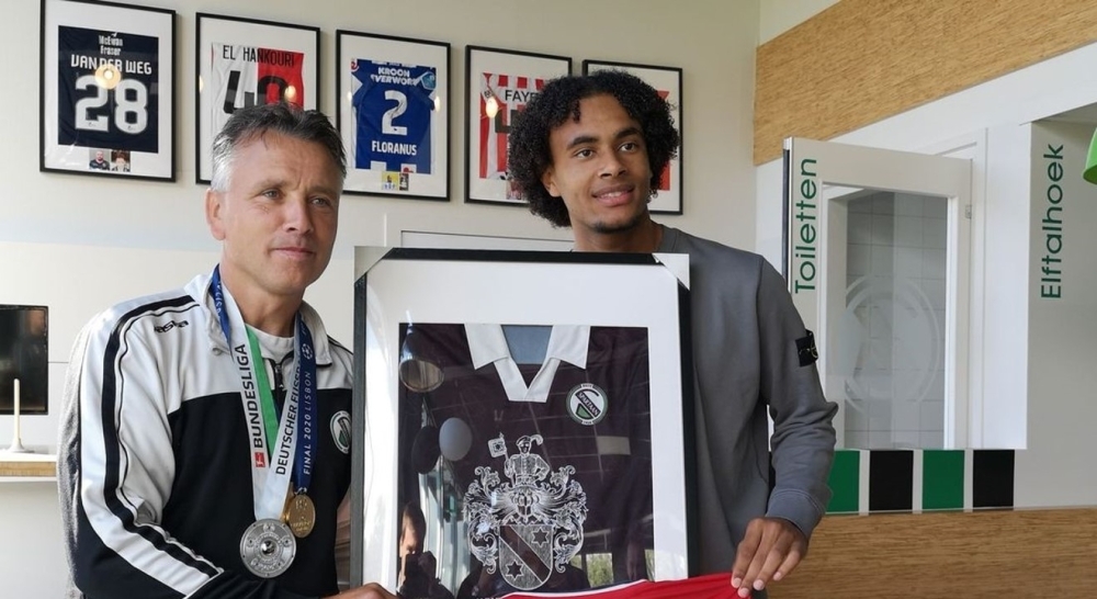 Schiedammer Joshua Zirkzee maakt eerste minuten voor Oranje op EK