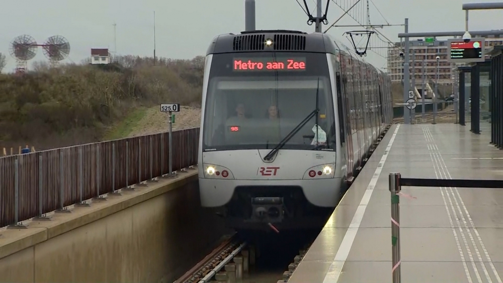 Twee Schiedammers (20 en 21) opgepakt voor schietpartij in volle metro