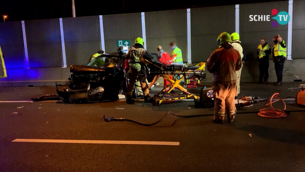 Ongeval op A20; rode kruizen boven de weg massaal genegeerd