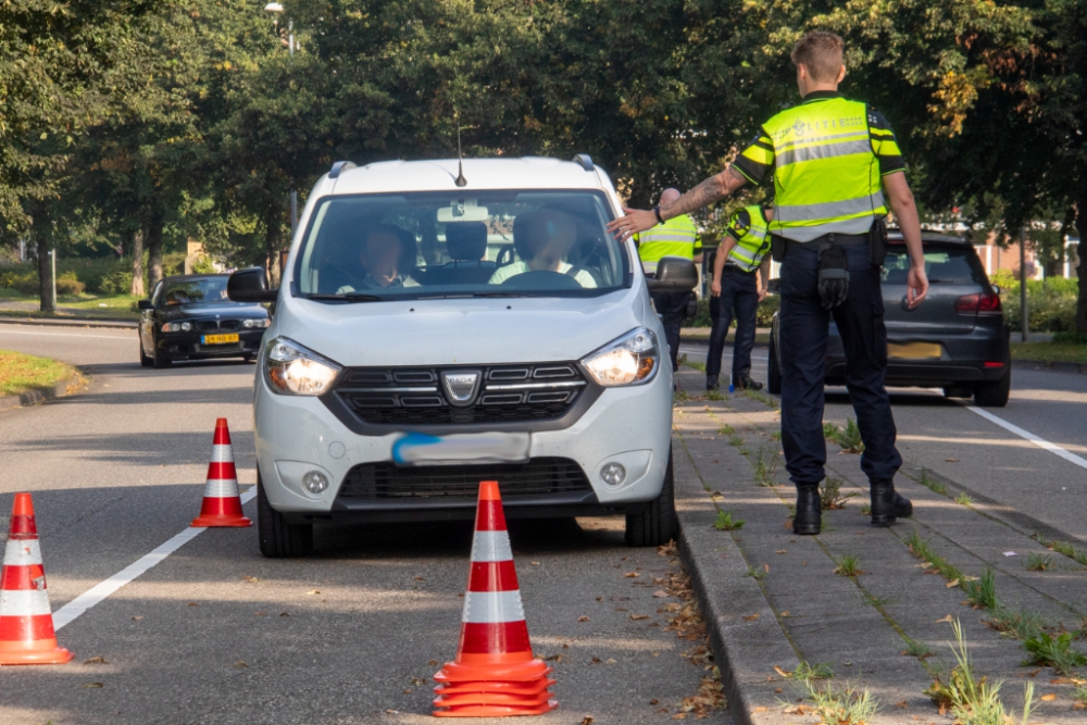 Algemene verkeerscontrole door Team Verkeer op de Nieuwe Damlaan